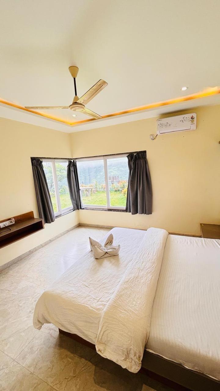 Paramount 3 Ac Bedrooms Hall Garden With Lake View Панчгані Екстер'єр фото