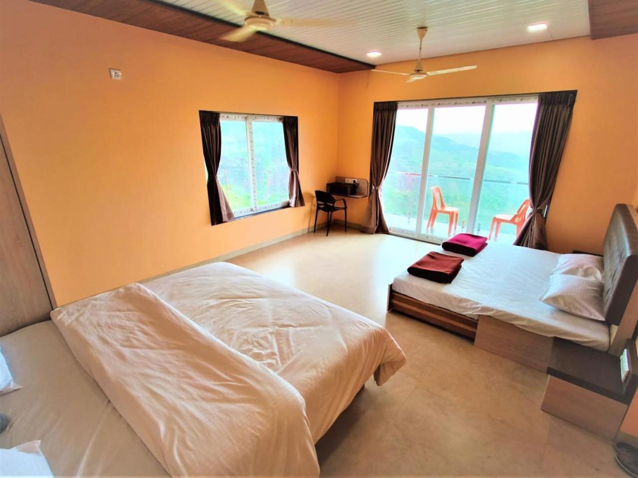 Paramount 3 Ac Bedrooms Hall Garden With Lake View Панчгані Екстер'єр фото